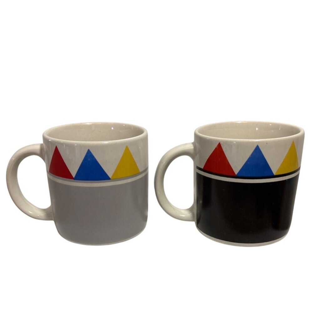 Set Of 2 Vintage Ceramic Coffee Mugs Geometric Triangle Pattern Gray & Black